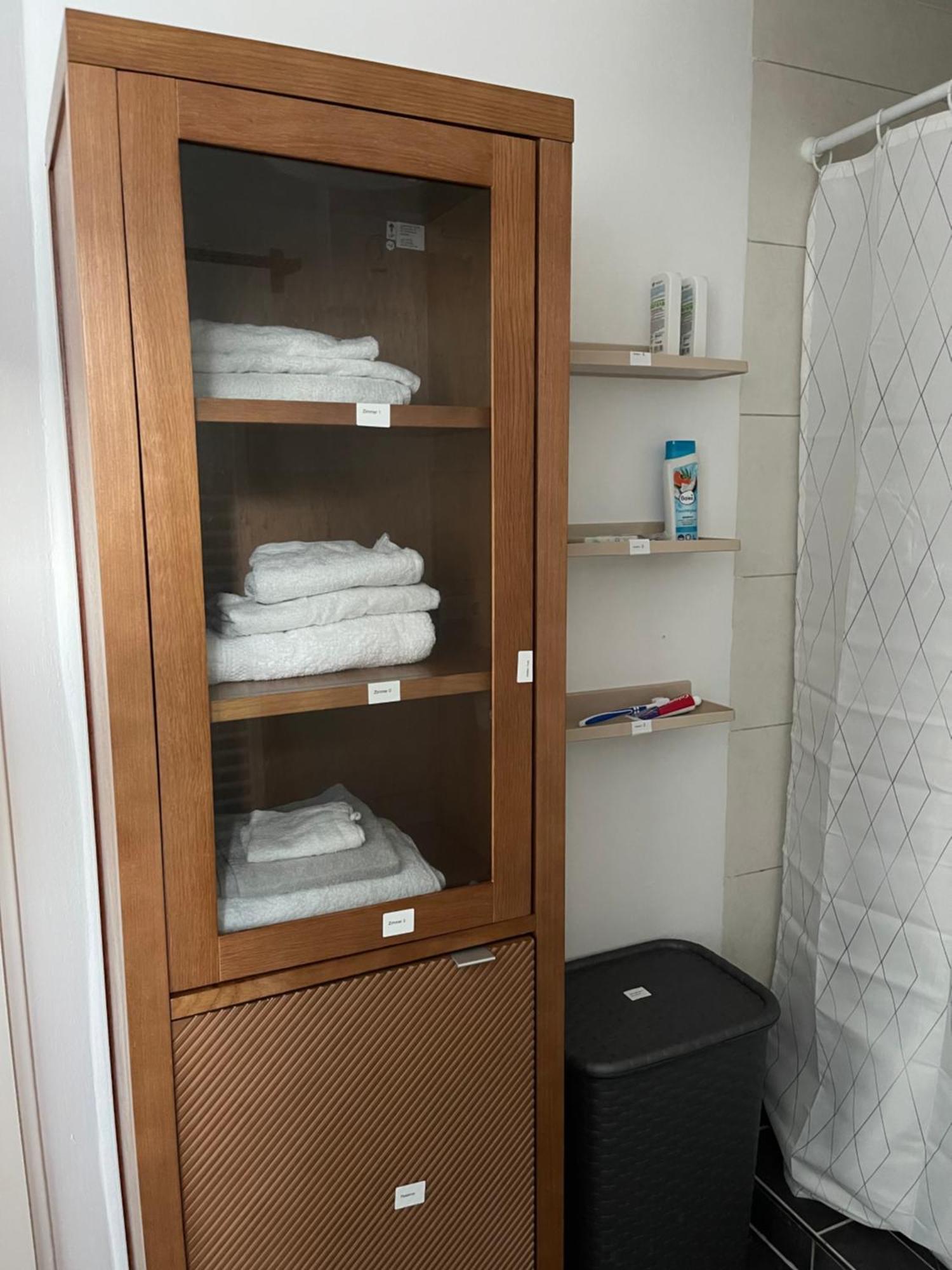 Geraeumige 3-Zimmer-Ferienwohnung Im Herzen Von Kassel Exterior foto