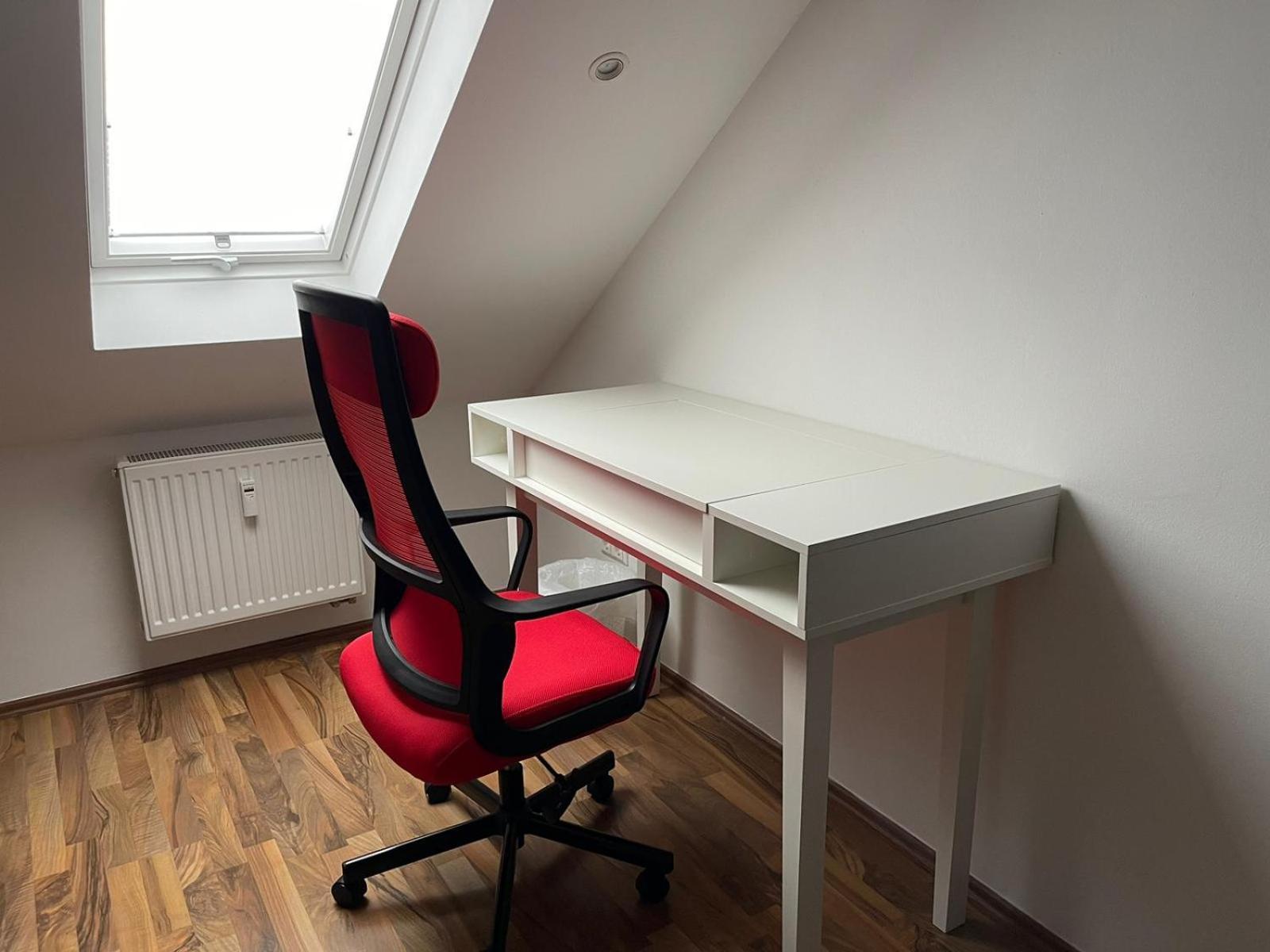Geraeumige 3-Zimmer-Ferienwohnung Im Herzen Von Kassel Exterior foto