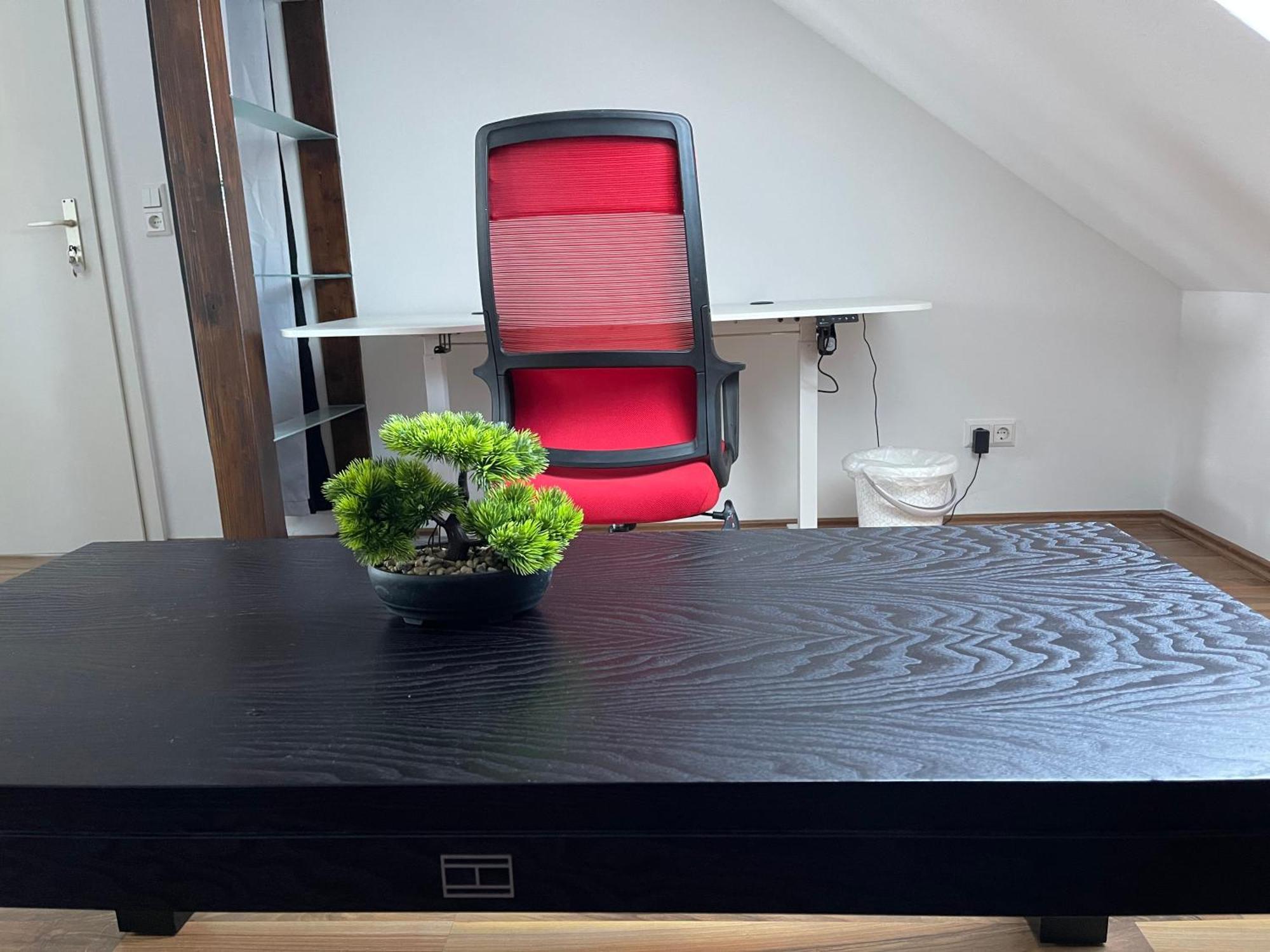 Geraeumige 3-Zimmer-Ferienwohnung Im Herzen Von Kassel Exterior foto